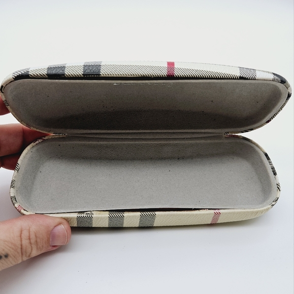 BURBERRY | nova check eyeglasses case - Picture 6 of 9